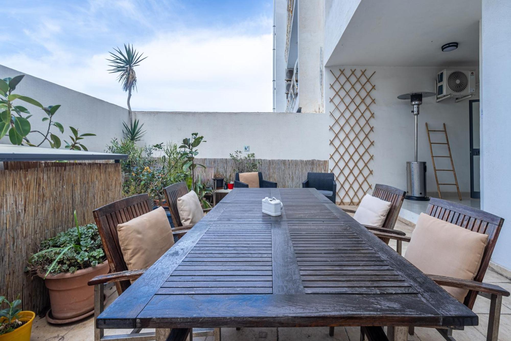 Апартаменты Spacious And Stylish Сент Джулианс